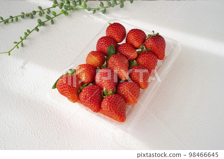 Strawberry image of pack 98466645