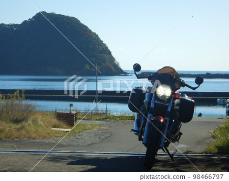 Scene from when I went out with MOTOGUZZI　 98466797