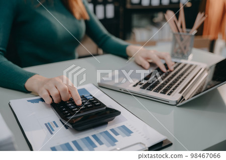 Calculator with money - Salary. 98467066