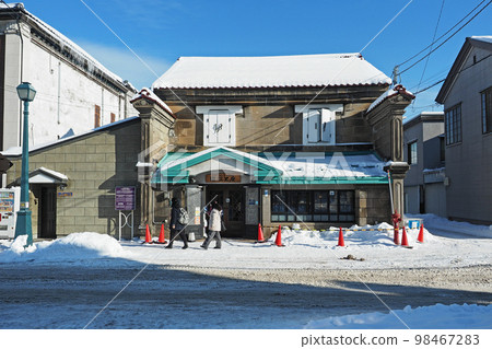 Otaru Historic Building Former Kaneko Motozaburo Store (Otaru Ruri Kobo Canal Store) 98467283