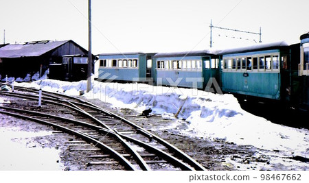 1968 Numajiri Railway Passenger Train Discontinued Route Inawashiro Aizu Bandai Sanroku Kawageta Station Fukushima Prefecture Old Color Photo 1968 Numajiri Railway Passenger Train Discontinued Route Inawashiro Aizu Bandai Sanroku Kawageta Station Fukushima Prefecture Old Color Photo 98467662