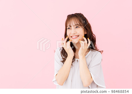 Beauty of young women 98468854