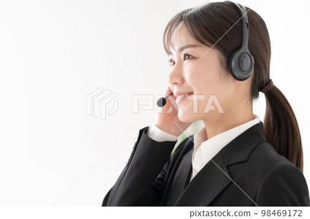 耳機操作員女人 98469172
