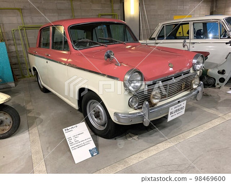 日產藍鳥首款310系列 98469600