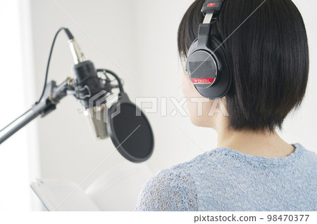 敘述者婦女敘述 敘述者婦女敘述 98470377
