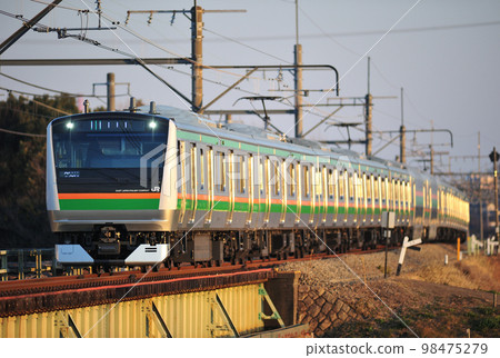 高崎線岡部本所 JR 東日本 E233 系 3000 系 L08 編隊（高崎） 98475279
