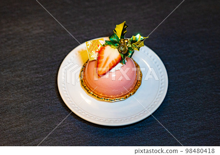 Christmas cake Christmas cake 98480418