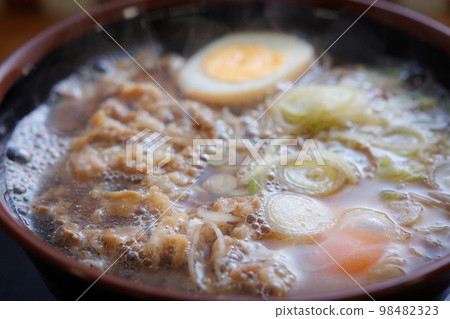 十和田鐵鐵站附近的肉蕎麥麵（青森縣十和田市） 98482323