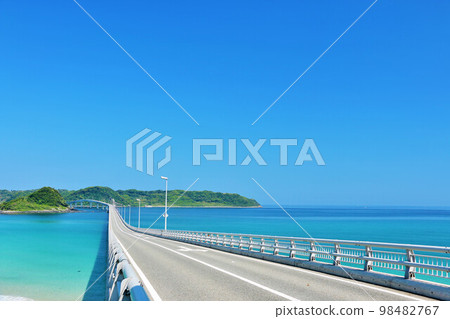 Yamaguchi ken Blue sky Kakushima Ohashi 98482767