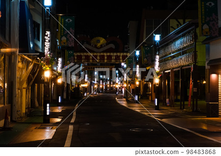 東京巢鴨午夜(2022 年 3 月) 東京巢鴨午夜(2022 年 3 月) 98483868