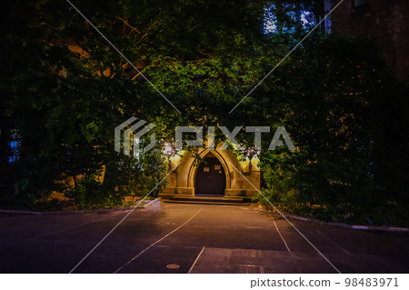 University of Tokyo Hongo Campus night view 98483971