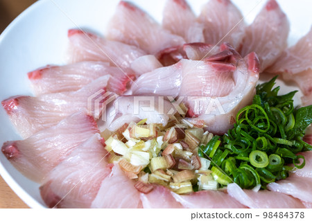 Japanese sashimi figure sculpting Japanese food image 98484378