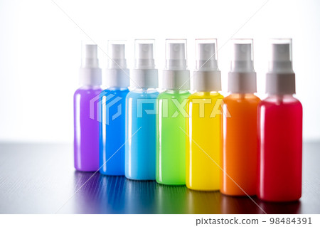 七色瓶 彩虹意象 和平意象 98484391