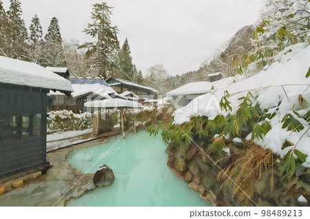 Tsurunoyu Onsen mixed bathing open-air bath Nyuto Onsenkyo 98489213