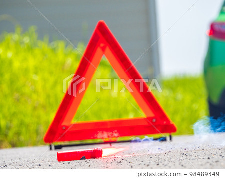 發生車輛故障時的急停和火焰缸 發生車輛故障時的急停和火焰缸 98489349