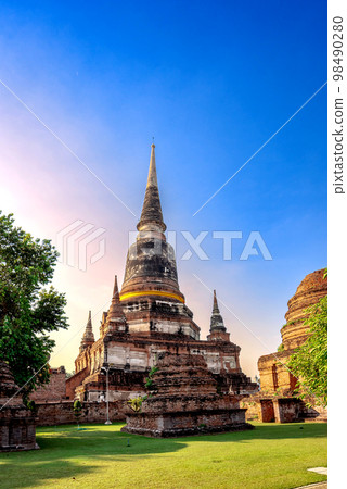 Historical Architecture, Wat Yai Chai Mongkol the old temple in Ayutthaya province Thailand Historical Architecture, Wat Yai Chai Mongkol the old temple in Ayutthaya province Thailand 98490280