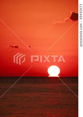 Daruma sunset 98492673