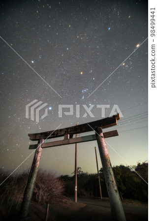 Yokoshibahikari Town, Chiba Prefecture Starry view of Naritasan Gohonzon landing place Yokoshibahikari Town, Chiba Prefecture Starry view of Naritasan Gohonzon landing place 98499441
