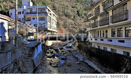 Shimobe Hot Spring Village (Minobu Town, Yamanashi Prefecture) Shimobe Hot Spring Village (Minobu Town, Yamanashi Prefecture) 98499558