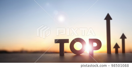 向上箭頭和TOP明日昇起和新年日出和教育股票金融 向上箭頭和TOP明日昇起和新年日出和教育股票金融 98501088