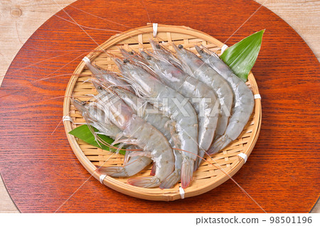 南美白對蝦,南美白對蝦,南美白對蝦。蝦,蝦,海鮮配料。未加熱和未煮熟。 南美白對蝦,南美白對蝦,南美白對蝦。蝦,蝦,海鮮配料。未加熱和未煮熟。 98501196