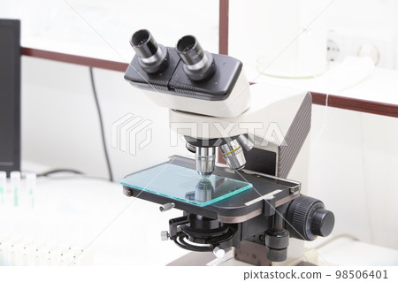 Medical microscope for the study of biological material. Medical microscope for the study of biological material. 98506401