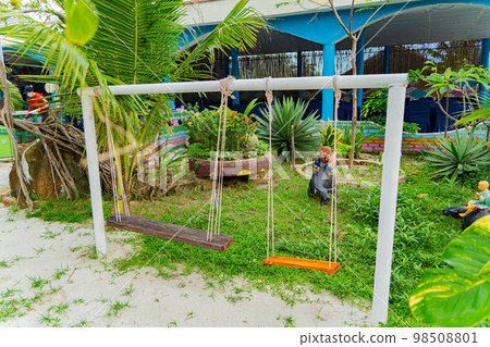 Garden and park by the sea. 98508801