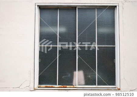 Broken window glass Broken window glass 98512510