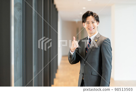 青年律師拍攝合作：LINK FOREST 98513503