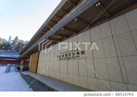 冬季晴朗的栃木縣日光市日光東照宮寶物館 冬季晴朗的栃木縣日光市日光東照宮寶物館 98514765