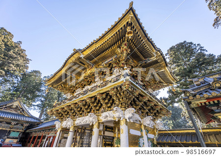 Nikko Toshogu Shrine in winter, Yomeimon Gate, Nikko City, Tochigi Prefecture 98516697
