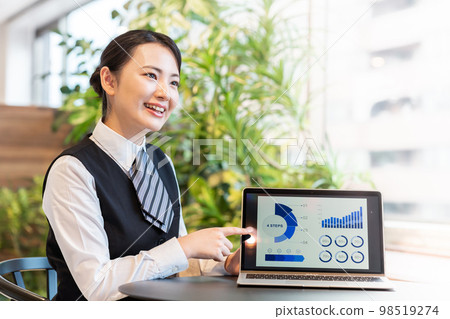 Receptionist Shooting cooperation: WEEK Shibadaimon (Sun Frontier Fudousan) 98519274