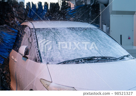 Car wash machine image | Car wash image | Gas station coin car wash machine 98521327