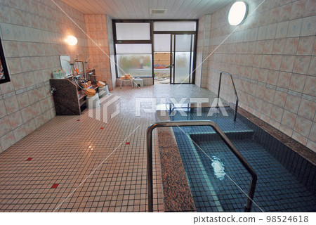 溫泉旅館的寬敞私人浴室 98524618