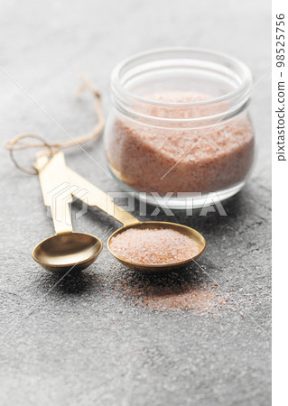 Himalayan pink salt Himalayan pink salt 98525756