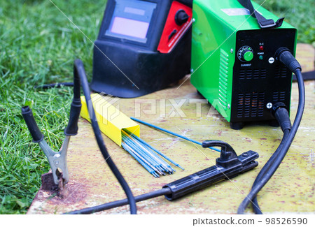 Manual welding machine and a set of electrodes for seam contact welding. Safety precautions during welding, industry 98526590