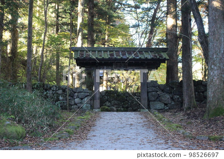 遺憾在邊緣 遺憾在邊緣 98526697