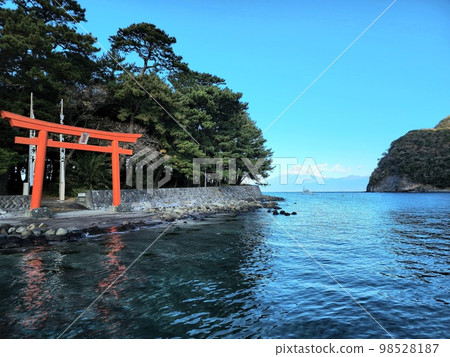 Beautiful Suruga Bay 98528187