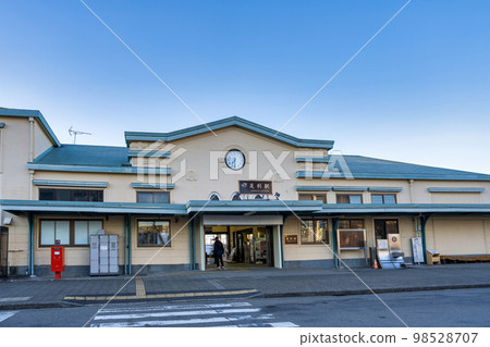 栃木縣足利市清晨JR兩毛線足利站車站大樓 98528707