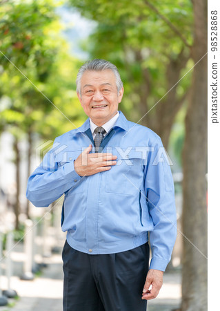 Work clothes senior fresh green male Work clothes senior fresh green male 98528868