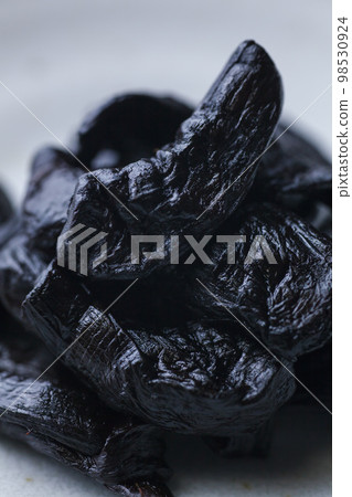 Sand Dunes Black Rakkyo 鳥取縣 鳥取沙丘 Rakkyo 加工品 Sand Dunes Black Rakkyo 鳥取縣 鳥取沙丘 Rakkyo 加工品 98530924