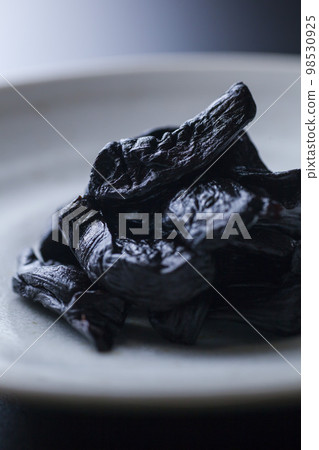 Sand Dunes Black Rakkyo 鳥取縣 鳥取沙丘 Rakkyo 加工品 Sand Dunes Black Rakkyo 鳥取縣 鳥取沙丘 Rakkyo 加工品 98530925