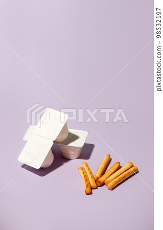 Minimal concept of food and dessert. flat lay, top view. Marshmellow and breadsticks, sweet street snack. Tredy color, hard shadow, menu for cafe, copy space, flyer, banner Minimal concept of food and dessert. flat lay, top view. Marshmellow and breadsticks, sweet street snack. Tredy color, hard shadow, menu for cafe, copy space, flyer, banner 98532197