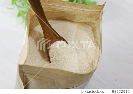 一種低熱量、無糖的甜味劑,含有 rakanka 和赤蘚糖醇。它經常被那些限製糖攝入量的人使用 一種低熱量、無糖的甜味劑,含有 rakanka 和赤蘚糖醇。它經常被那些限製糖攝入量的人使用 98532913