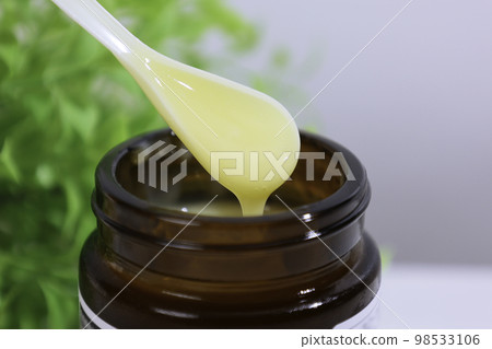 生蜂王漿（保健食品，優質有公分） 98533106