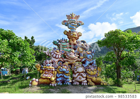 Giant shisa on Ishigaki Island Giant shisa on Ishigaki Island 98533583