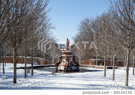 Fuente de las Tazas Bajas, Gardens of Royal Palace of La Granja de San Ildefonso, Spain Fuente de las Tazas Bajas, Gardens of Royal Palace of La Granja de San Ildefonso, Spain 98534238