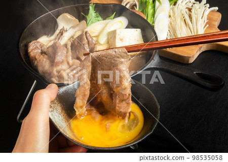 Sukiyaki Common sukiyaki Japanese foods 98535058