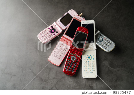 Mobile phone feature phone 98535477