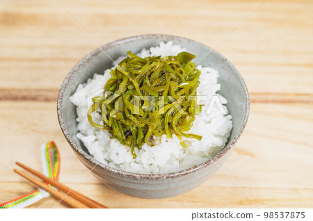 Bukkake mekabu rice 98537875